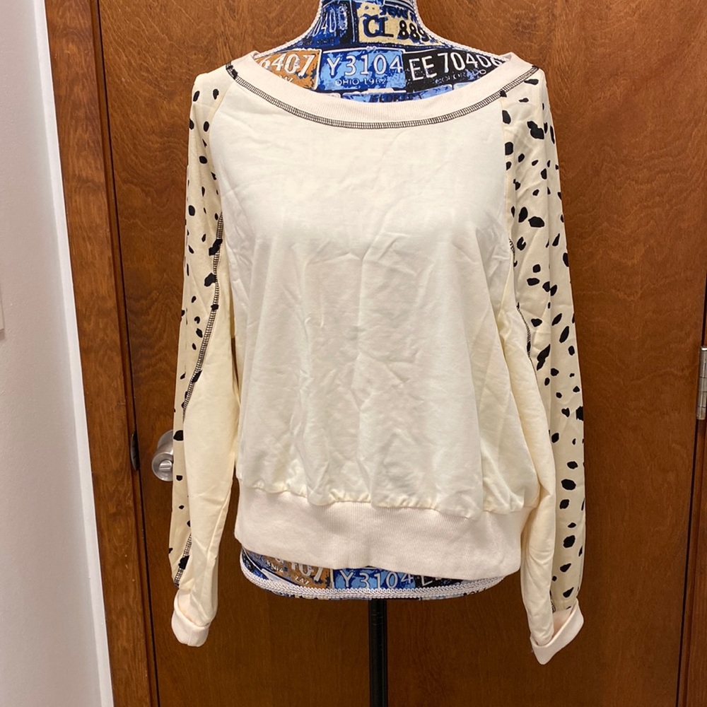 ACOA shirt size medium NWT